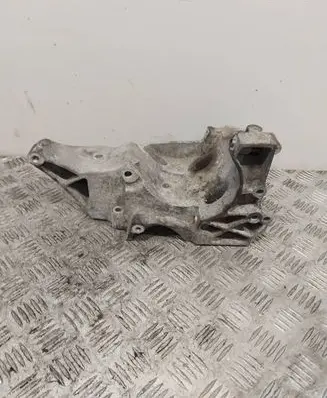 BMW X1 E84 Generator/alternator bracket 7802639