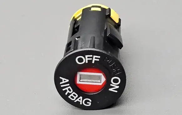 Honda Jazz Passenger airbag on/off switch 