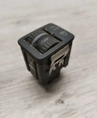 Volkswagen PASSAT B5 Headlight level height control switch 3C0941333A