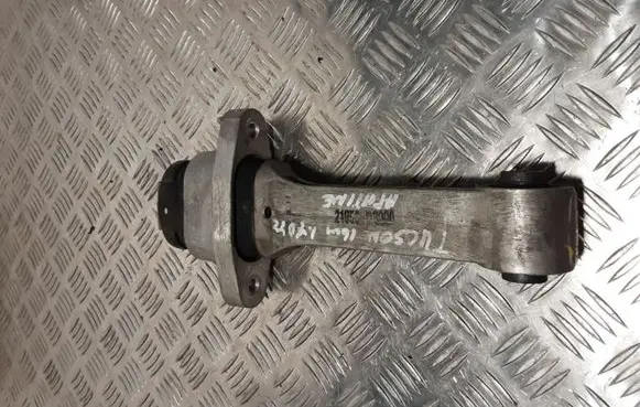 Hyundai Tucson LM Engine mount bracket RS1006200015