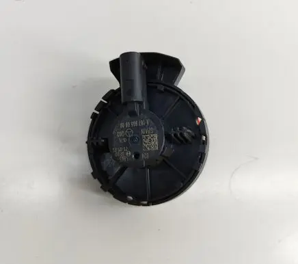 Mercedes-Benz EQS V297 Airbag deployment crash/impact sensor A1679050800