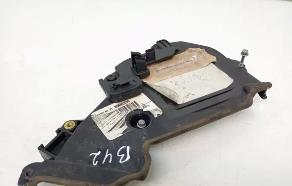 Volvo V40 Timing belt guard (cover) 9686975480 9684193080 9804860080
