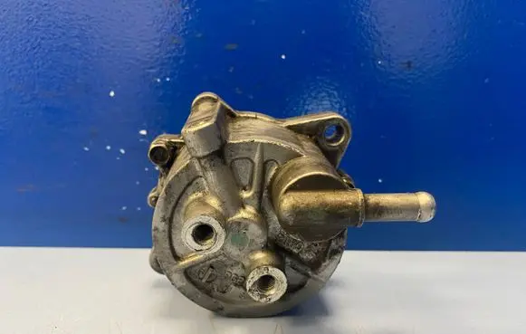 Isuzu Trooper Vacuum pump 8972453180 PG8003F