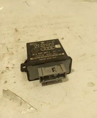 Audi A6 S6 C6 4F Light module LCM 5LA00837922 8P0907357C
