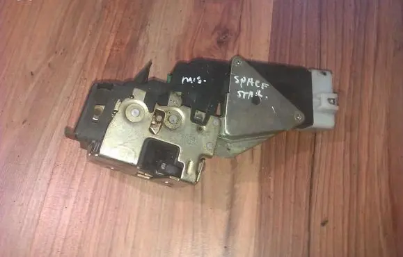 Mitsubishi Space Star Front door lock