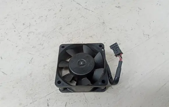 BMW 7 E65 E66 Engine control unit/module fan 6920409