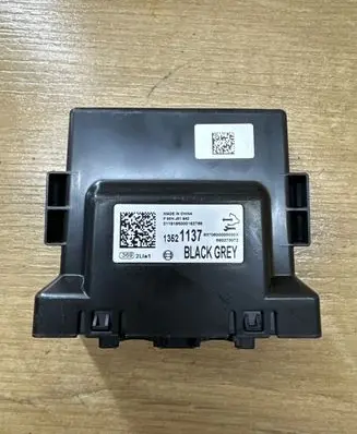 Opel Astra K Parking PDC control unit/module 13521137 8370600000000X F0DHJ01842
