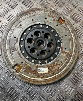 Renault Captur II Flywheel 123108176R 0338 TD4206