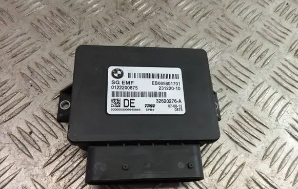 BMW 5 F10 F11 Hand brake control module 6858017