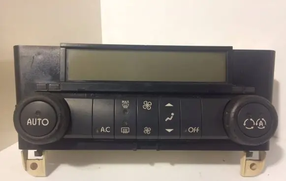 Renault Laguna II Climate control unit 8200264429 52485201 HDS17C21