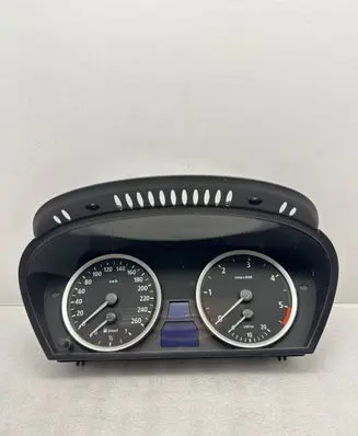 BMW 5 E60 E61 Speedometer (instrument cluster) 6983153 62116983153