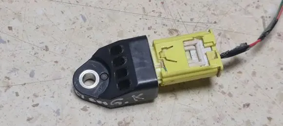 Lexus CT 200H Airbag deployment crash/impact sensor 8983175020