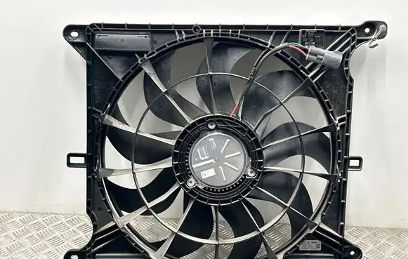 Jeep Grand Cherokee WL Electric radiator cooling fan 68377857AD 5021208