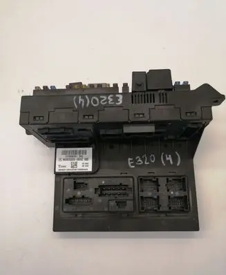 Mercedes-Benz E W211 Fuse module 2115456101