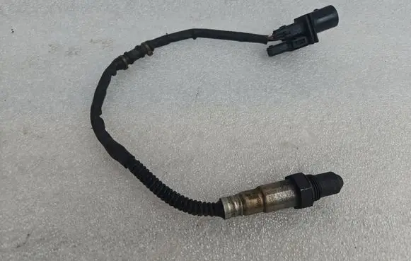 Volkswagen PASSAT B7 Lambda probe sensor 06A906262 06A906262BF