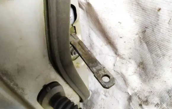 Mazda 626 Front door check strap stopper 