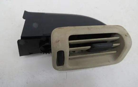 Volvo V70 (B) pillar trim (top) 06E5365