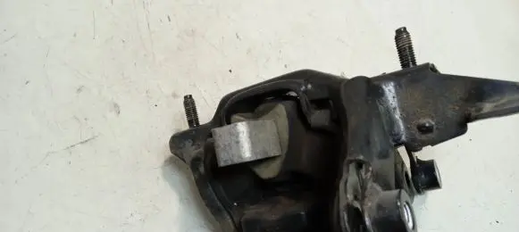 Seat Ibiza III (6L) Engine mount bracket 6Q0199555 6Q0199555AL