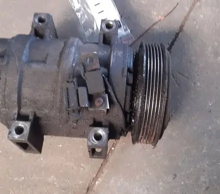 Volvo S70 V70 V70 XC Air conditioning (A/C) compressor (pump)