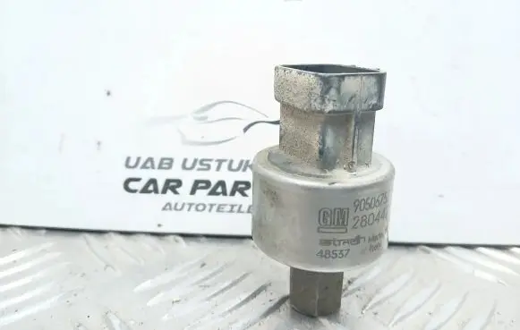 Air conditioning (A/C) pressure sensor