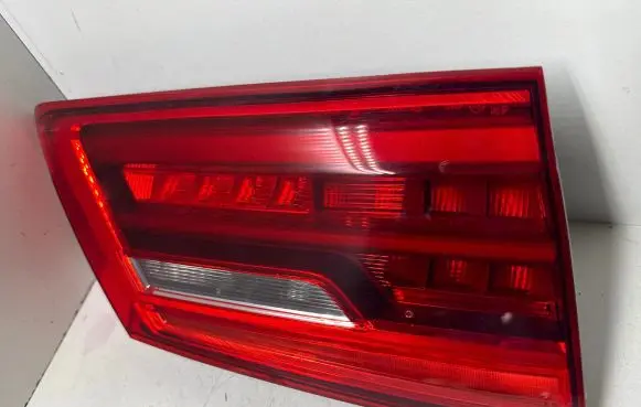 BMW 5 G30 G31 Tailgate rear/tail lights 630341