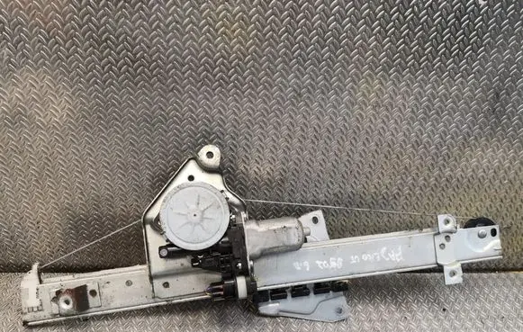Mitsubishi Pajero Rear window lifting mechanism without motor MR989947