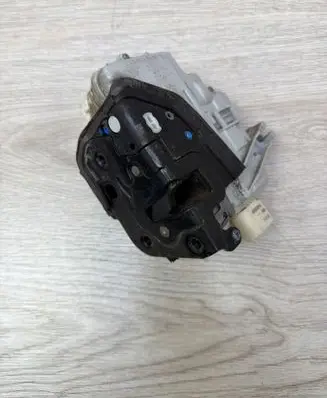 Audi A4 S4 B7 8E 8H Front door lock 8E1837015AA 8E1937015AA JA68E1937015AA