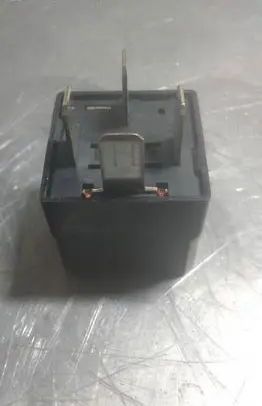 Opel Zafira B Other relay 13171831 4RA00779105