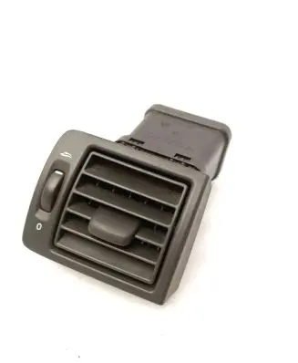 Volvo V50 Dash center air vent grill Y01128