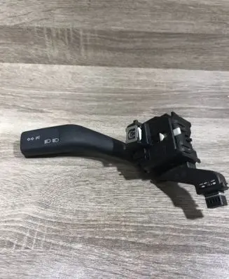 Volkswagen Golf V Indicator stalk 1k0953513