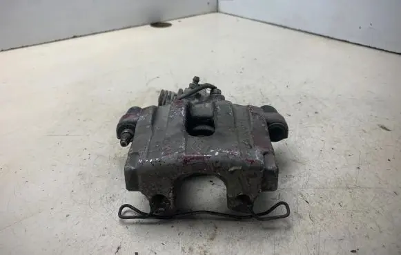 Renault Laguna II Rear brake caliper