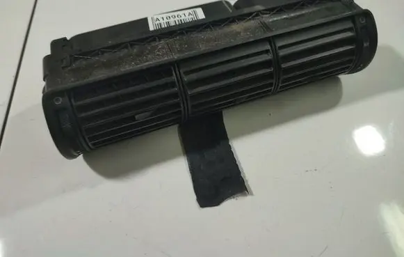 Audi A4 S4 B5 8D Dash center air vent grill 8D0820951