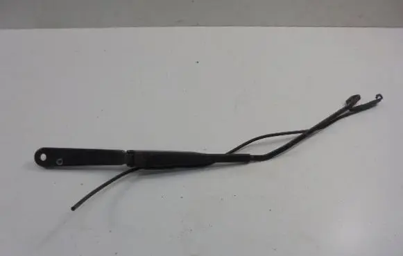 Iveco Daily 3rd gen Front wiper blade arm 504033861