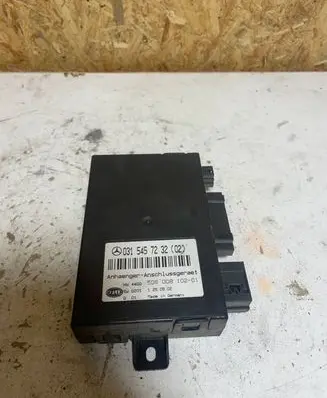 Mercedes-Benz E W211 Tow bar trailer control unit/module 0315457232 5DS00810201