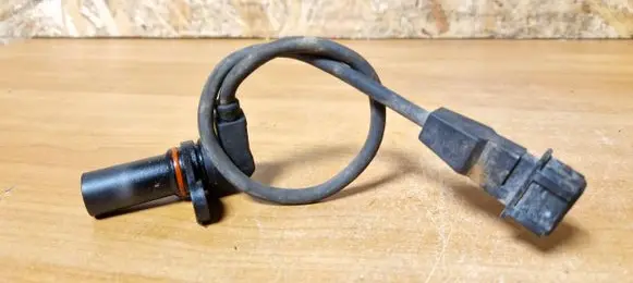 Chevrolet Epica Crankshaft position sensor 96413362