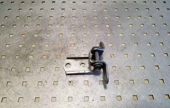 Toyota Avensis T250 Rear door lower hinge