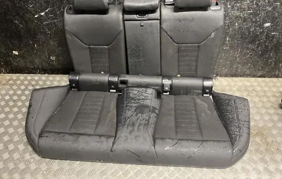 BMW i4 Rear seat 