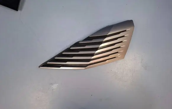 Peugeot 3008 II Front bumper lower grill 9836826977