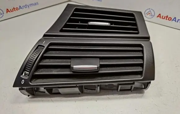 BMW X5 E70 Dashboard side air vent grill/cover trim 9227768 64229227768 64227161804