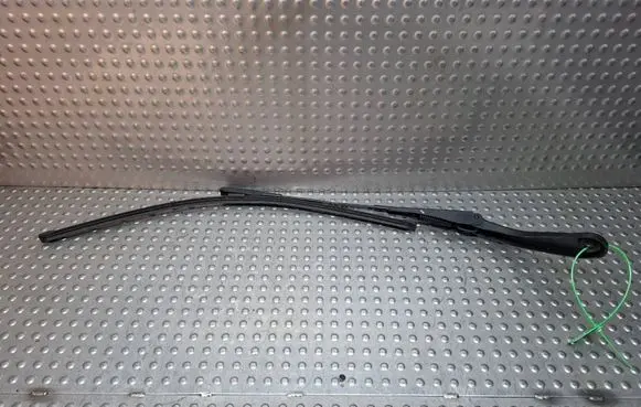 BMW 3 F30 F35 F31 Front wiper blade arm S27705624 7260469
