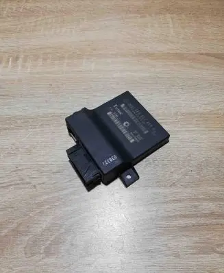 Audi A8 S8 D3 4E Gateway control module 4E0907468A