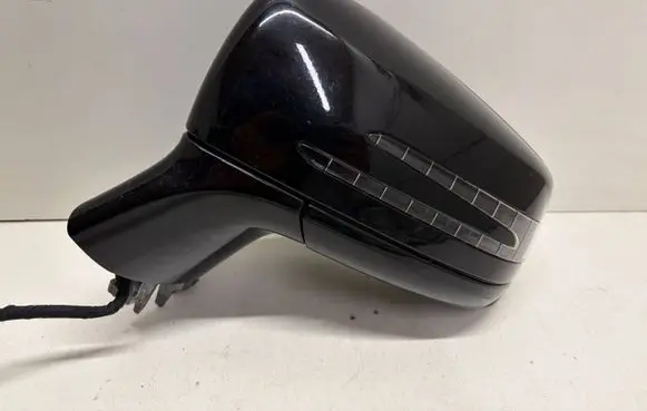 Mercedes-Benz CLS C218 X218 Front door electric wing mirror 