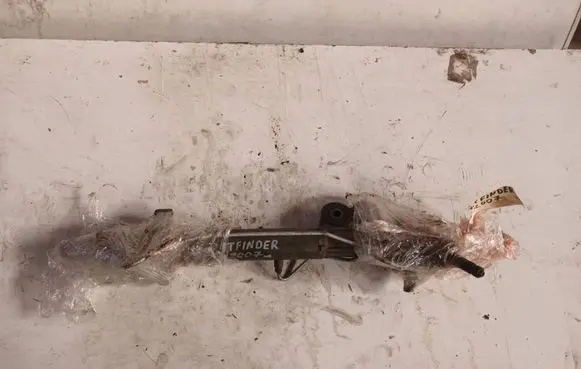 Nissan Pathfinder R51 Steering rack