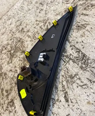 Renault Kadjar Dashboard side end trim