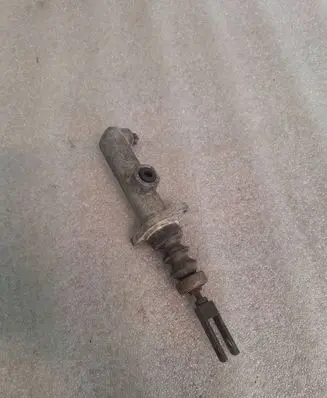 Audi A6 S6 C4 4A Clutch master cylinder 4A1721401