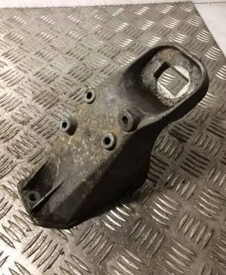 Audi 100 S4 C4 Engine mounting bracket 4A0199307A 4A0199307B