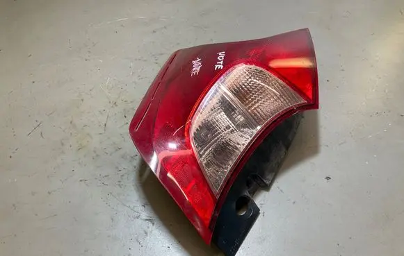Nissan Note (E12) Rear/tail lights