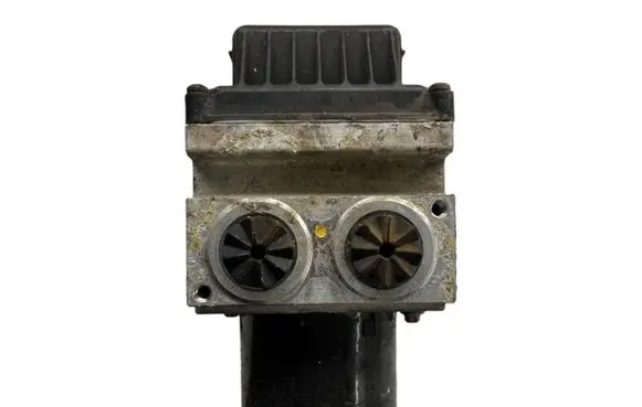 Volkswagen PASSAT B6 ABS Pump 3C0614095P 16332401 163325011A