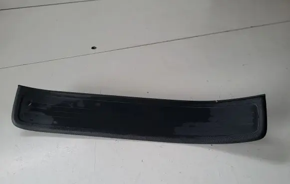 Honda CR-V Rear sill trim cover 84262T0AA0120