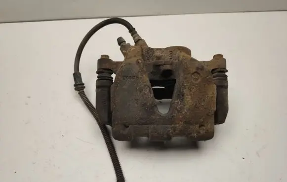 Mercedes-Benz GLK (X204) Front brake caliper A2044214181